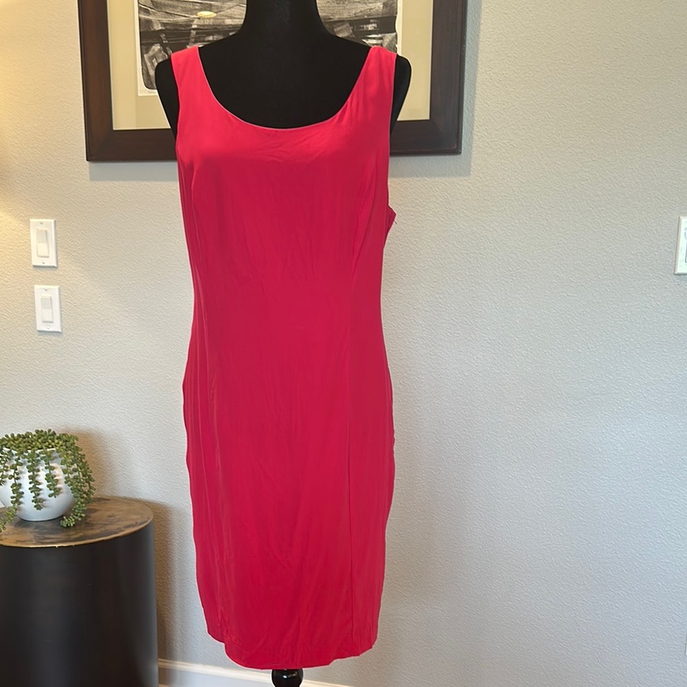 Maggy London Vibrant Hot Pink Dress 100% silk knee‎ length dress vintage size 12